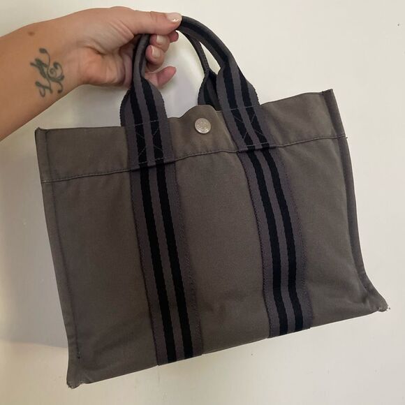 Hermes Canvas PM Herline Tote Grey - Picture 2 of 15